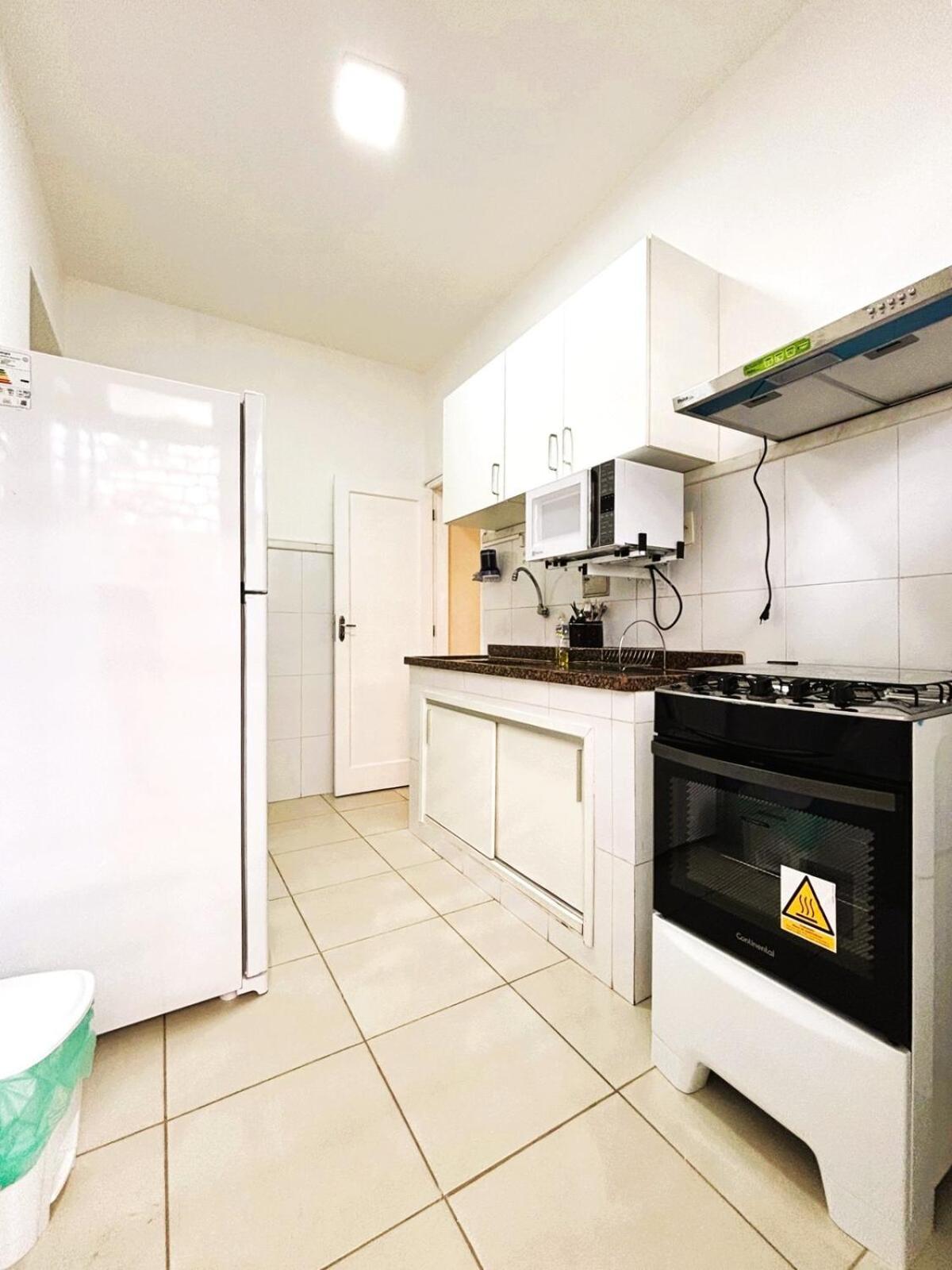 Apartamento Amplo No Leblon *